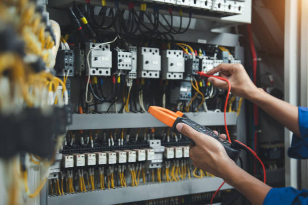 Best Affordable Emergency Electrician  in Walbridge, OH